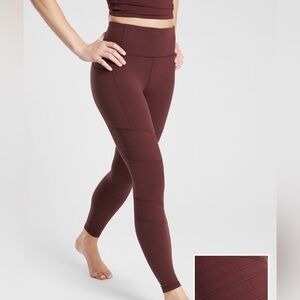 Athleta Inclination Athletic Moto Tight leggings in Antique Burgundy Sz-XSP. H15